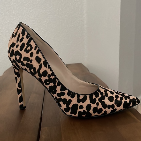 Nine West pointed heels - Picture 3 of 7